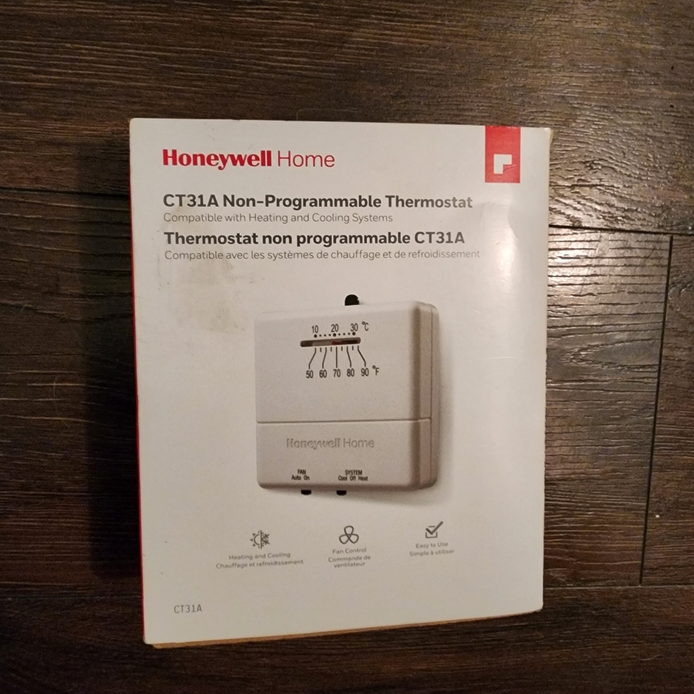 Honeywell Home CT31A Non-Programmable Theromstat Heat and Cool Brand New in Box